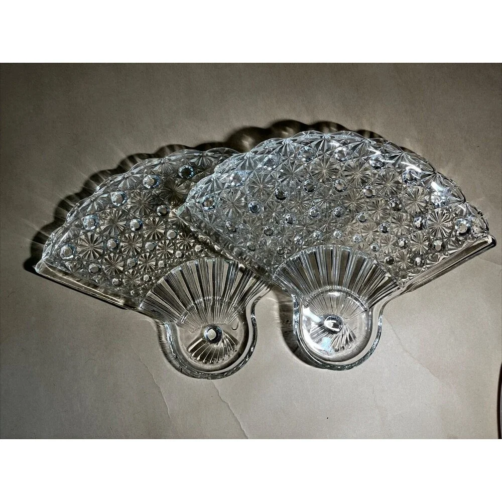 VTG 2 Pc Anchor Hocking Daisy & Button Fan Shaped Snack Plate Trinket Decor Dish